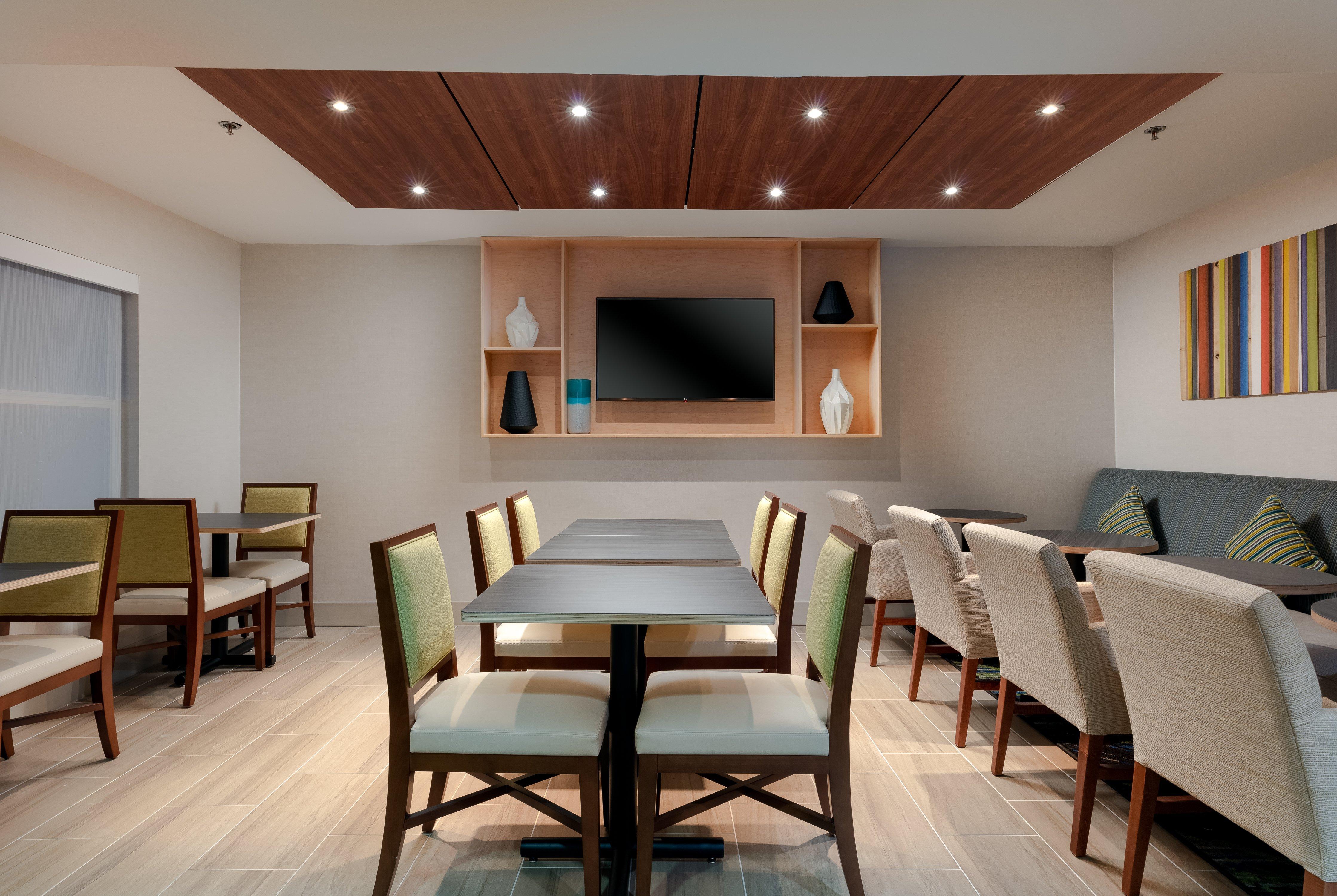 Holiday Inn Express Alpharetta - Roswell By Ihg Exterior photo