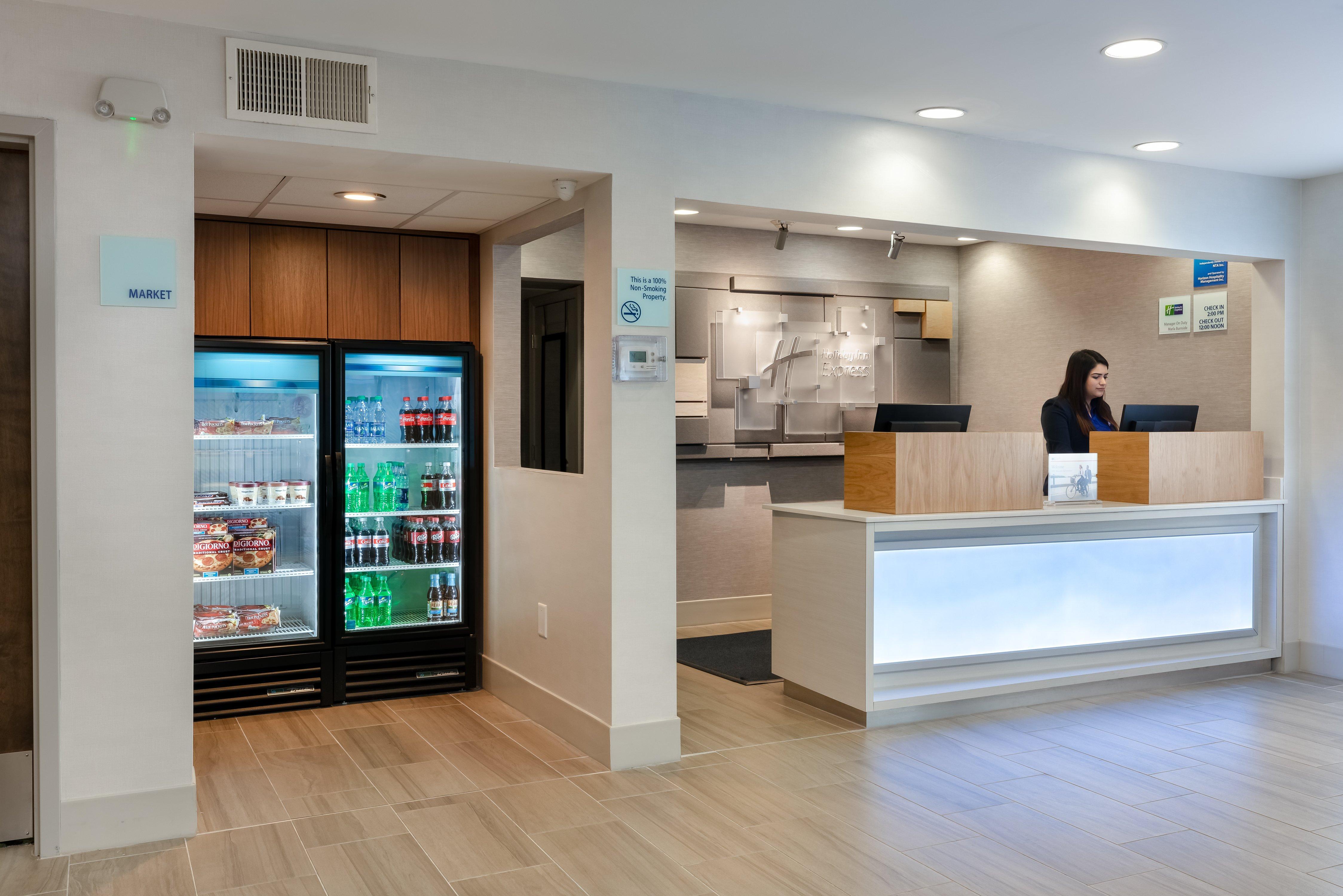 Holiday Inn Express Alpharetta - Roswell By Ihg Exterior photo