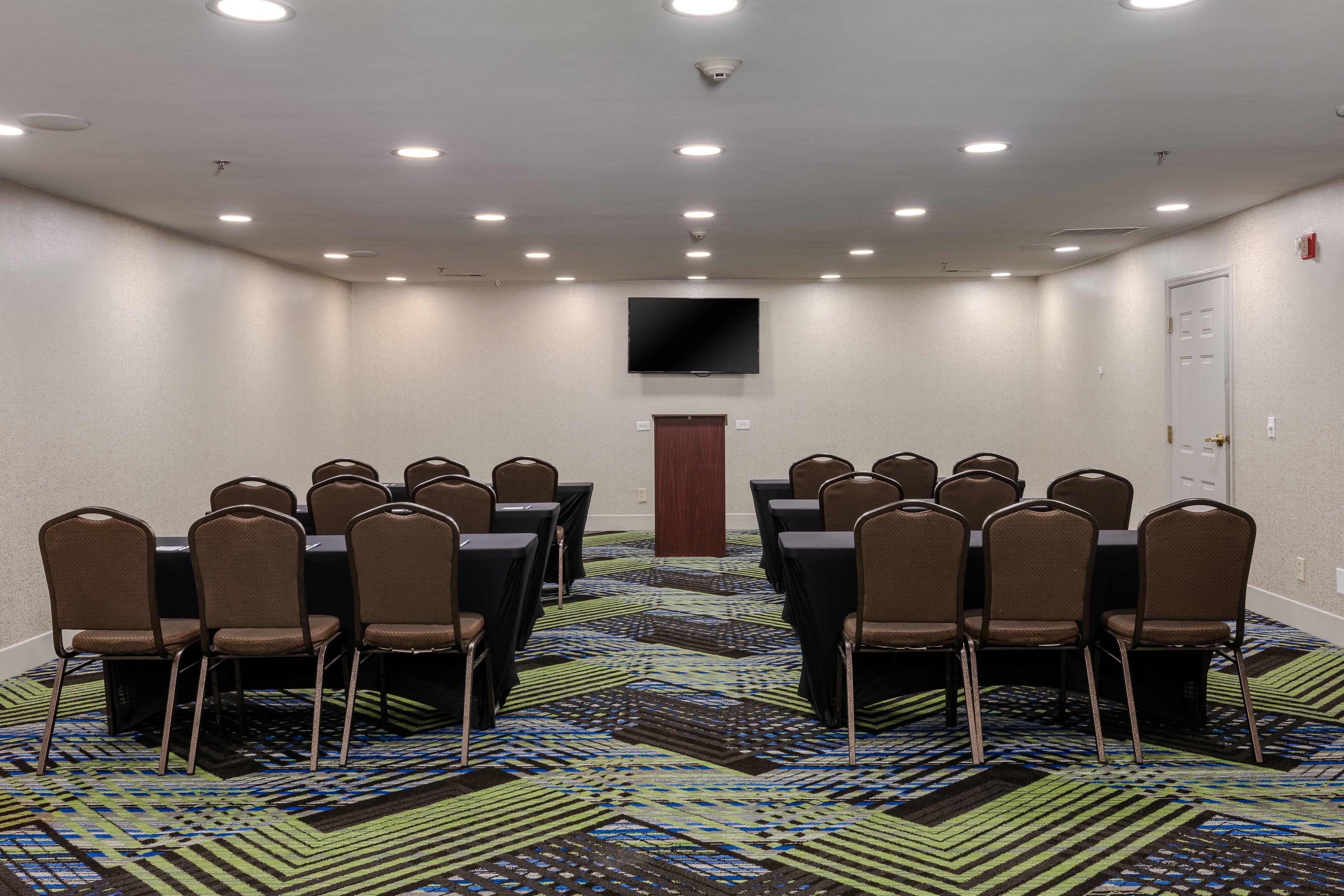 Holiday Inn Express Alpharetta - Roswell By Ihg Exterior photo