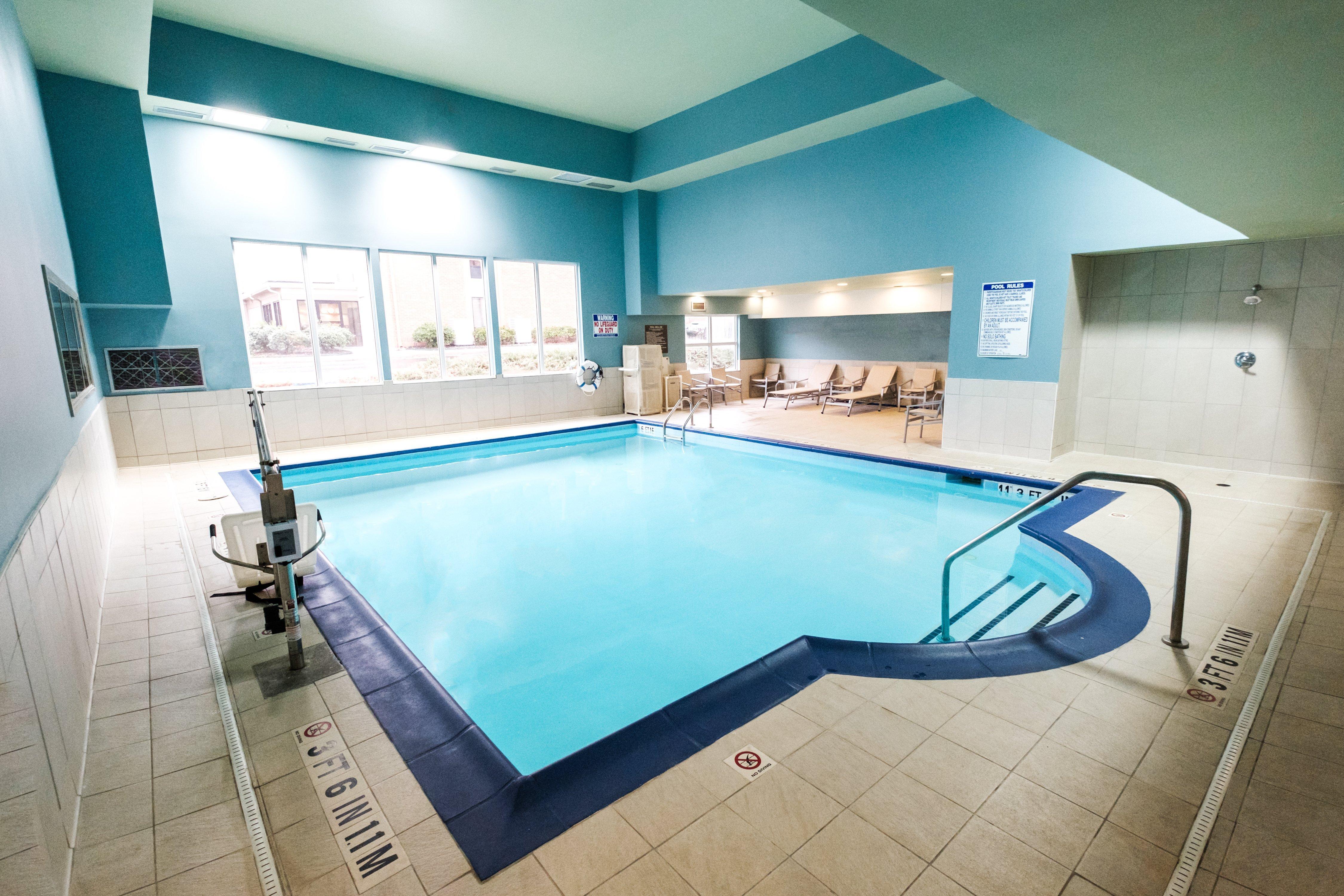Holiday Inn Express Alpharetta - Roswell By Ihg Exterior photo