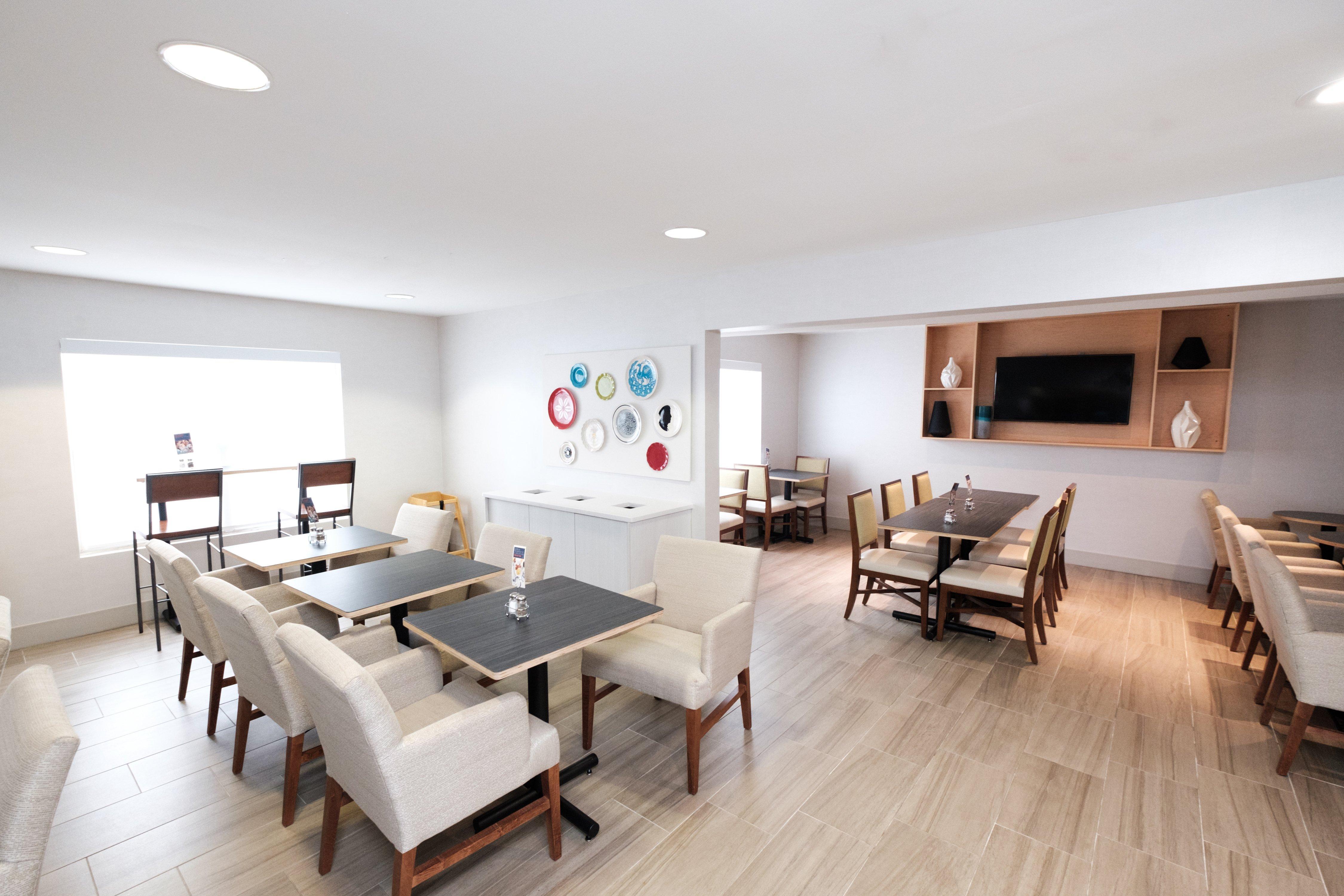 Holiday Inn Express Alpharetta - Roswell By Ihg Exterior photo