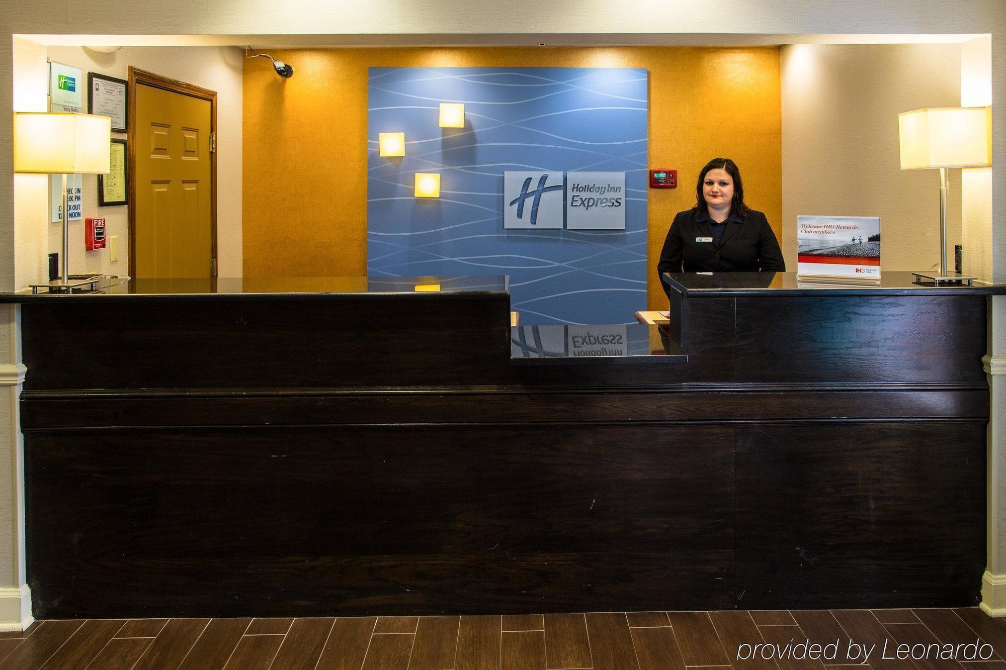 Holiday Inn Express Alpharetta - Roswell By Ihg Interior photo