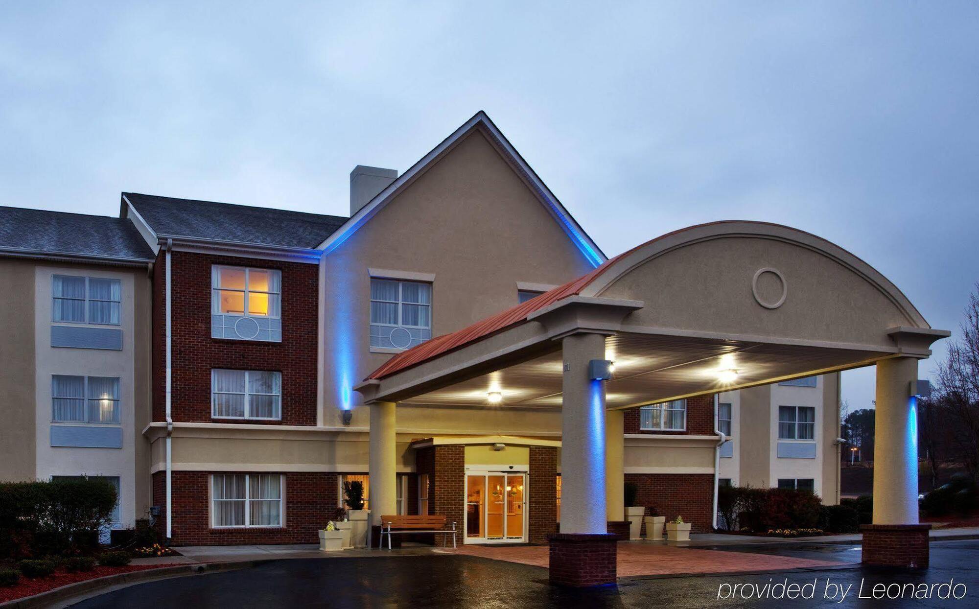Holiday Inn Express Alpharetta - Roswell By Ihg Exterior photo